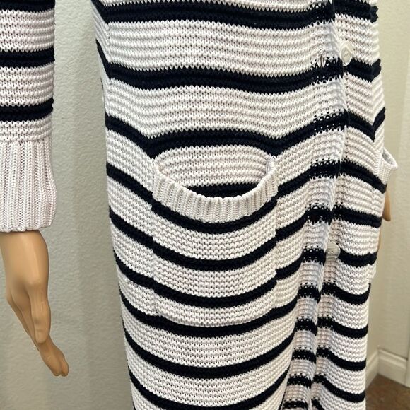 Reaction Kenneth Cole Sweater Black White Stripe Button Front Pockets 💯% Cotton - Picture 3 of 10